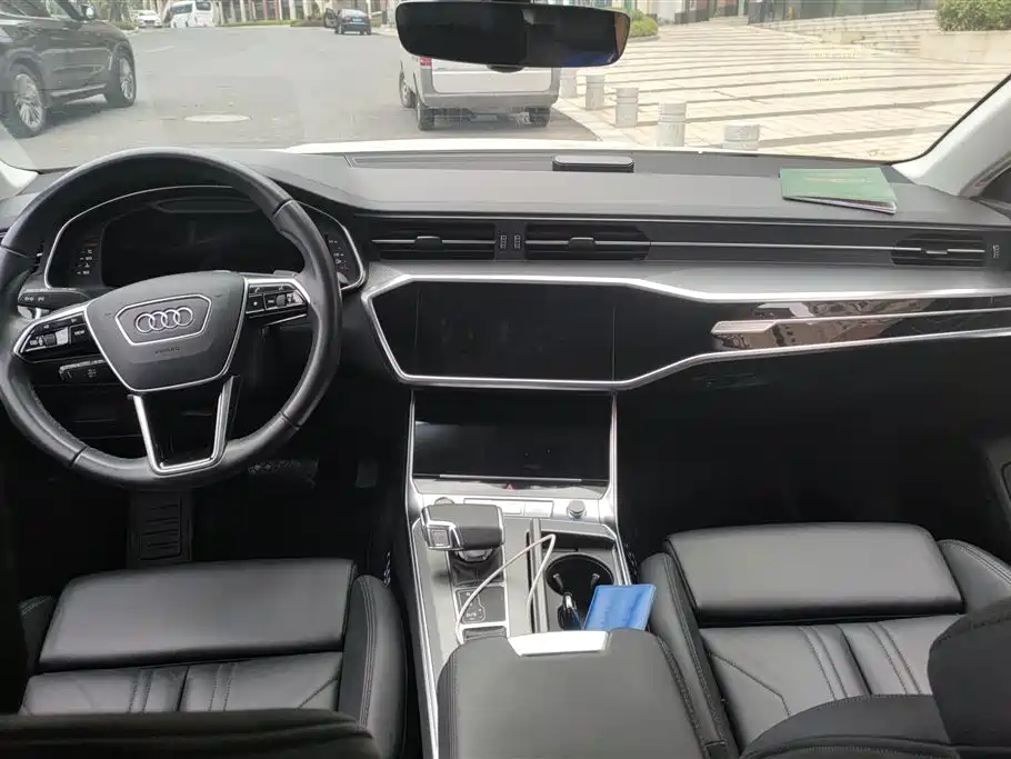 Audi A7 2023 — фото 12