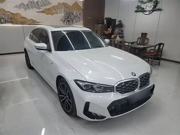 BMW 3 Series 2025