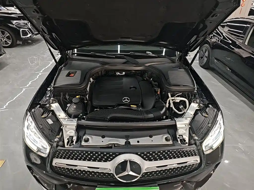 Mercedes-Benz GLC 2019 — фото 20
