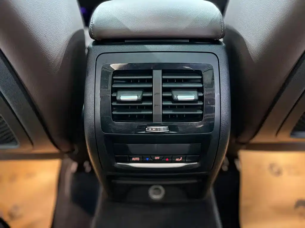 BMW X3 2019 — фото 19