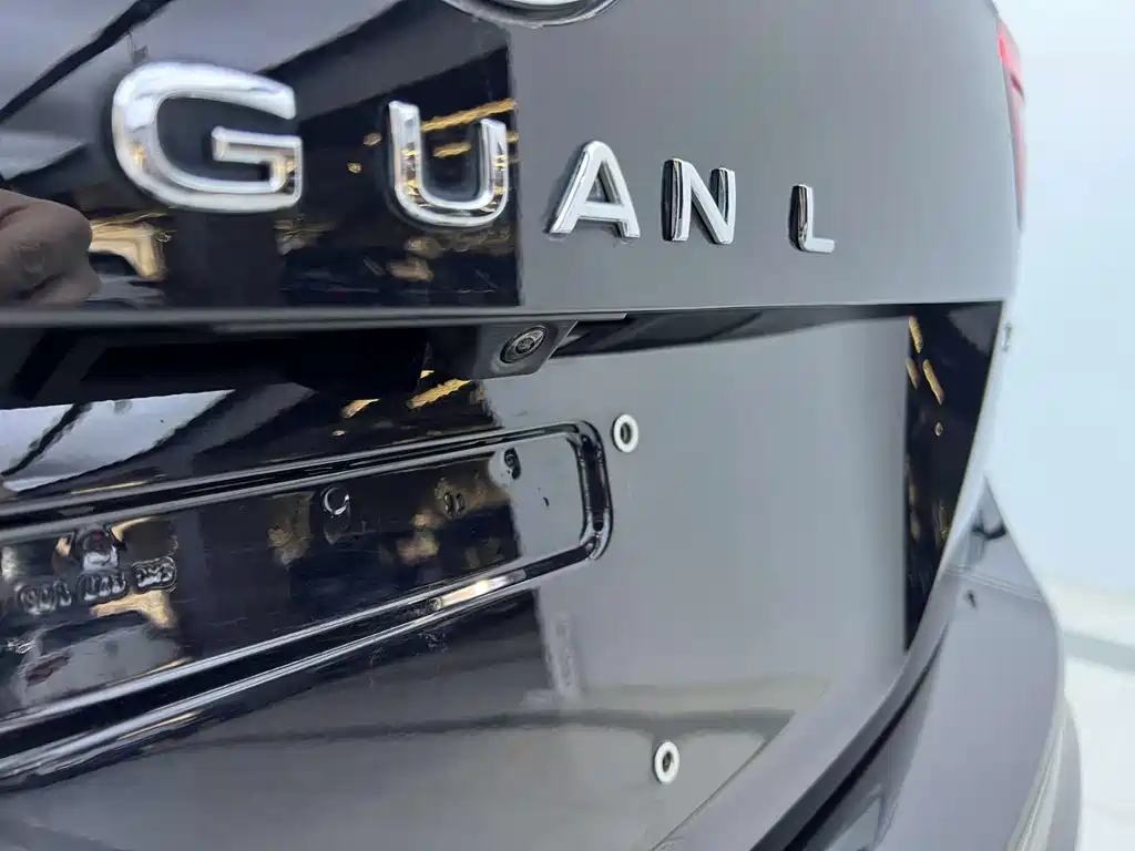 Volkswagen Tiguan L 2023 — фото 20