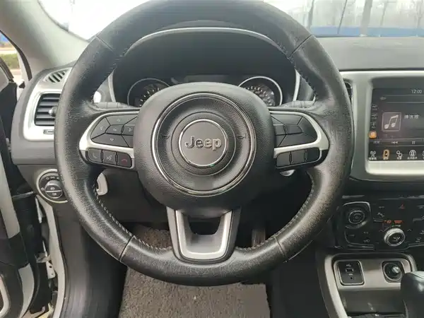 Jeep Compass 2017
