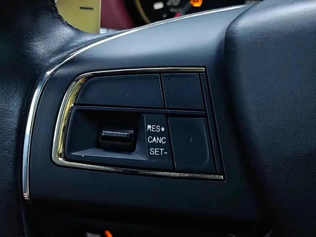 Maserati Levante 2017 — фото 29