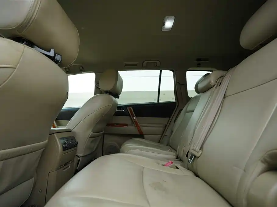 Toyota Highlander 2009 — фото 17