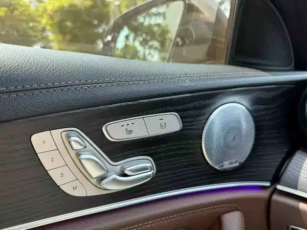 Mercedes-Benz E-Class 2021