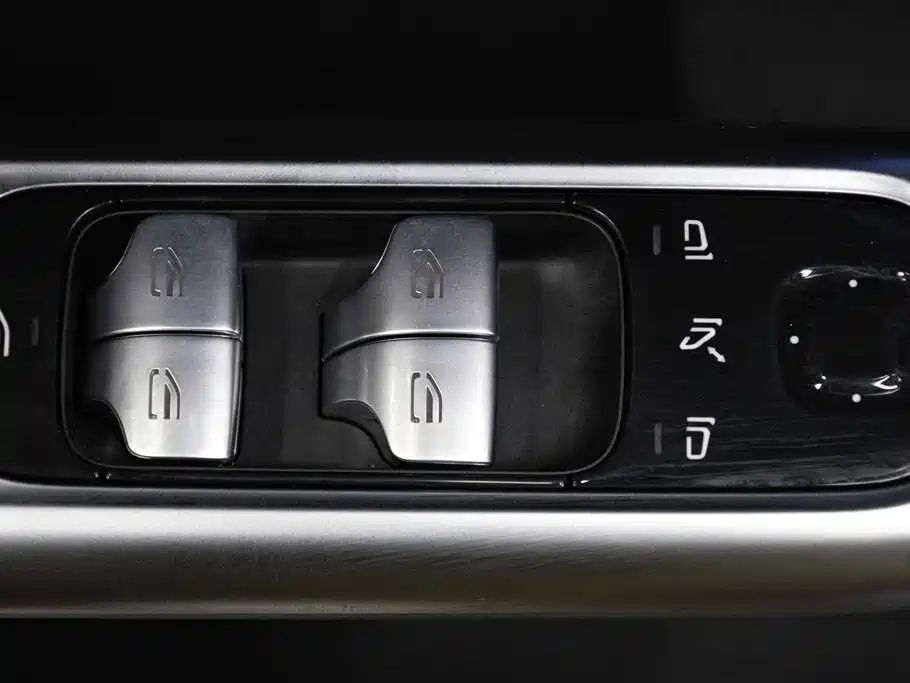 Mercedes-Benz C-Class 2021 — фото 28