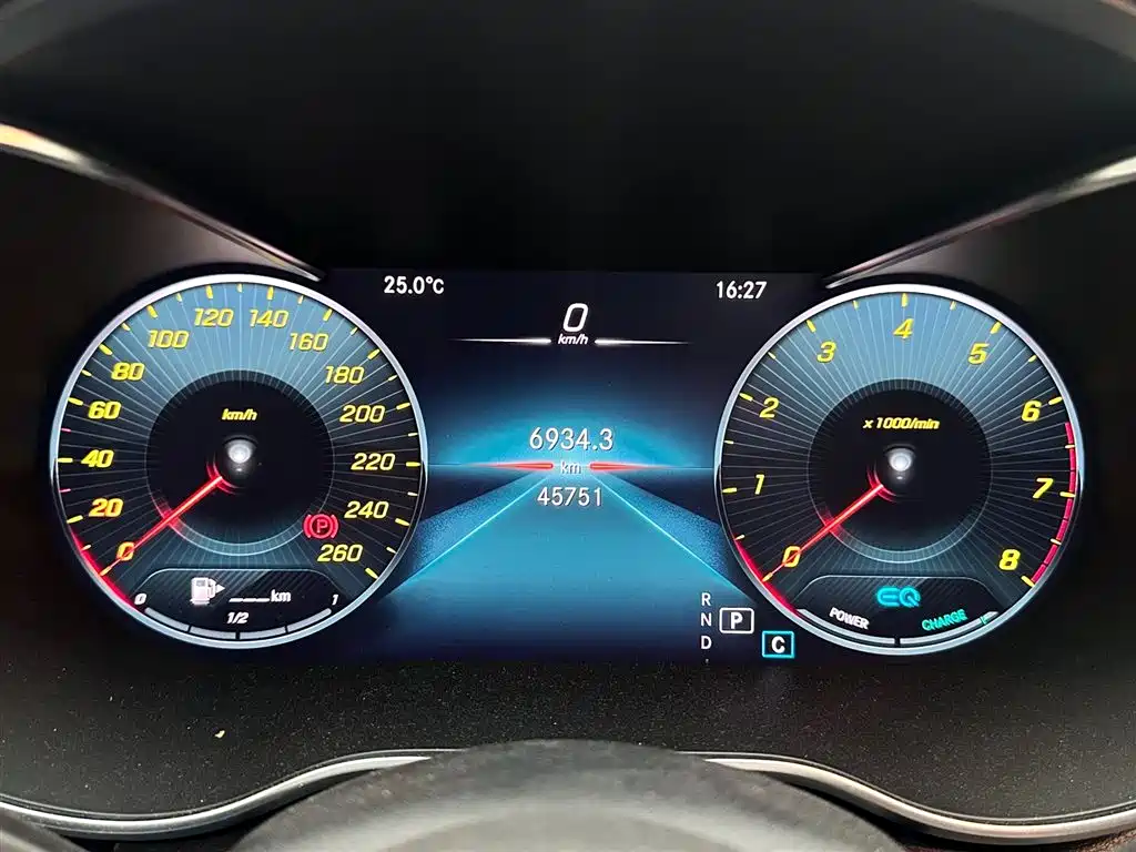 Mercedes-Benz C-Class 2019 — фото 14
