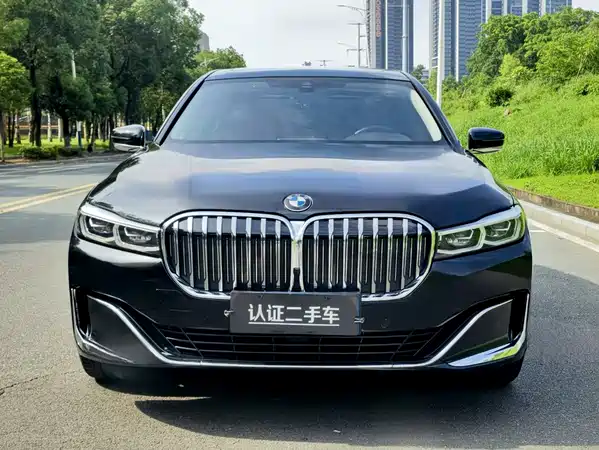 BMW 7 Series 2021
