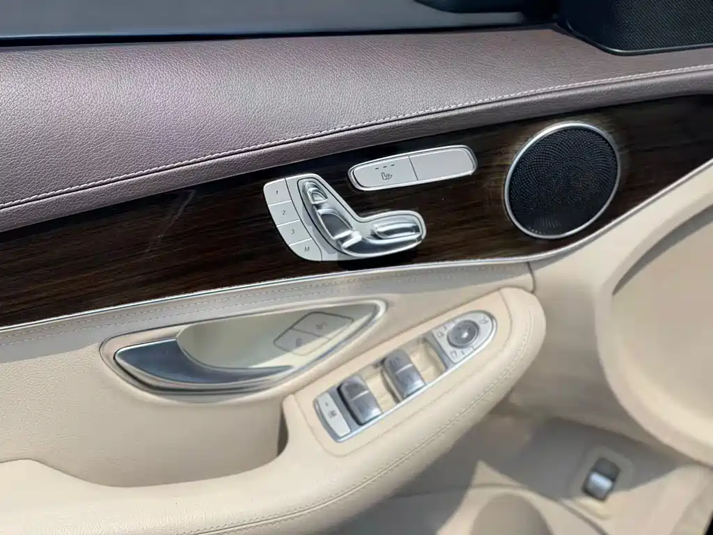 Mercedes-Benz C-Class 2015 — фото 11