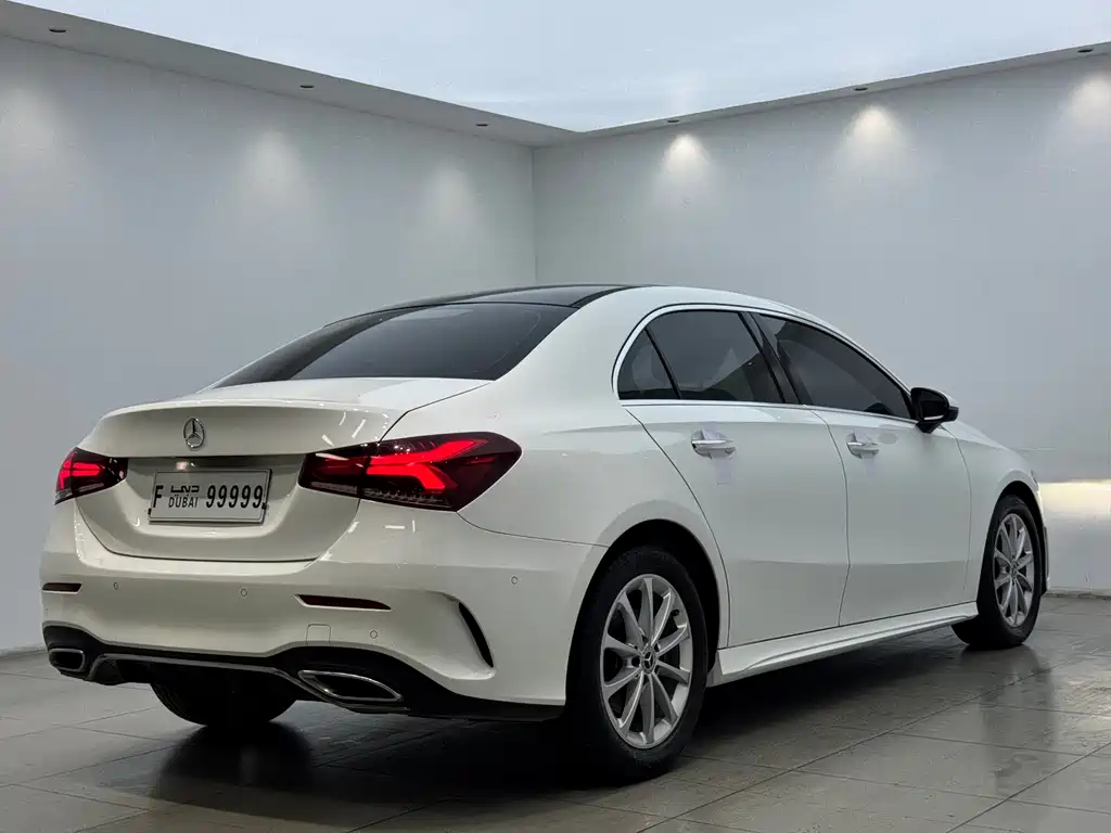 Mercedes-Benz A-Class 2020 — фото 9