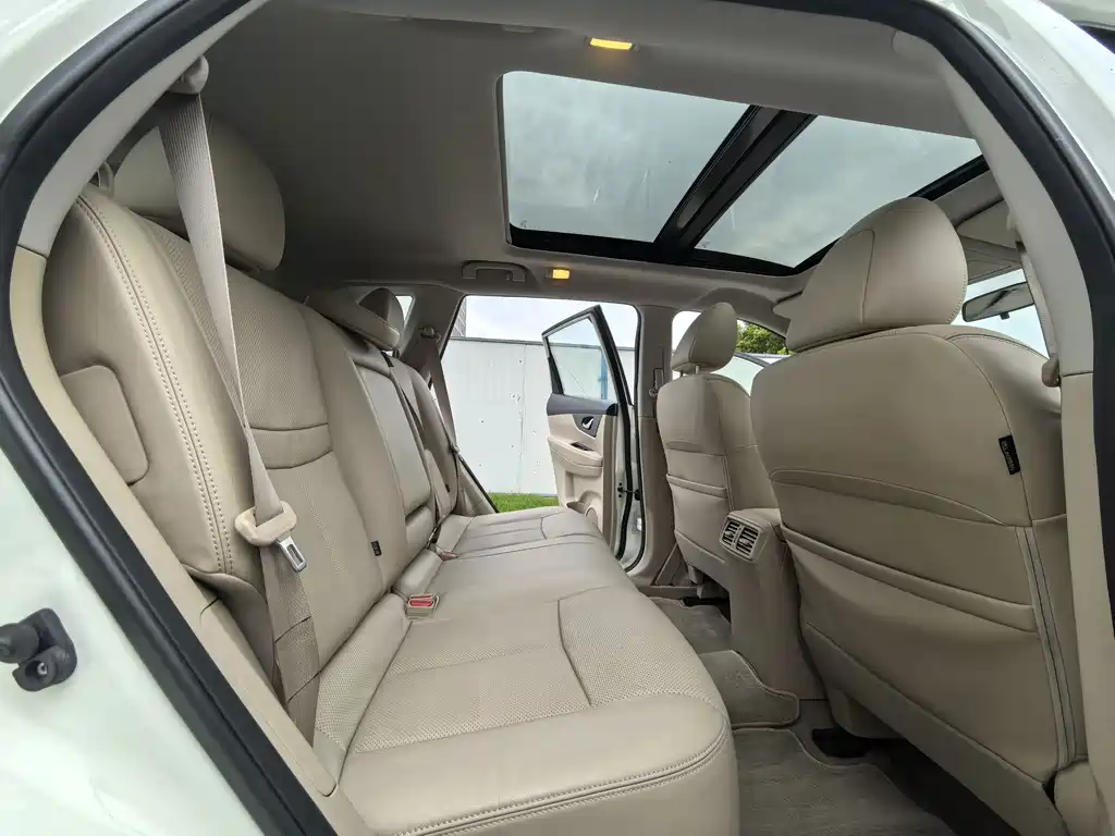 Nissan X-Trail 2015 — фото 8