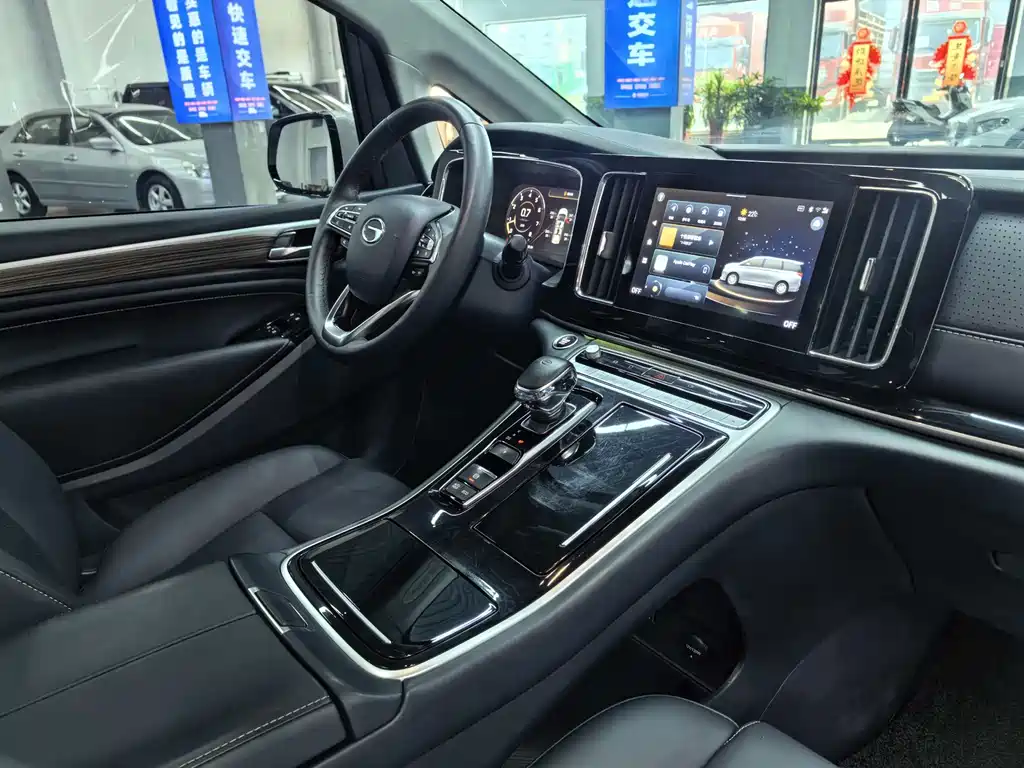 GAC Motor Trumpchi M8 2022 — фото 10