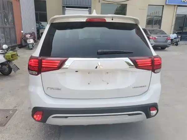Mitsubishi Outlander 2019