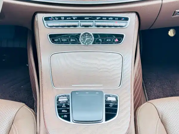 Mercedes-Benz E-Class 2020