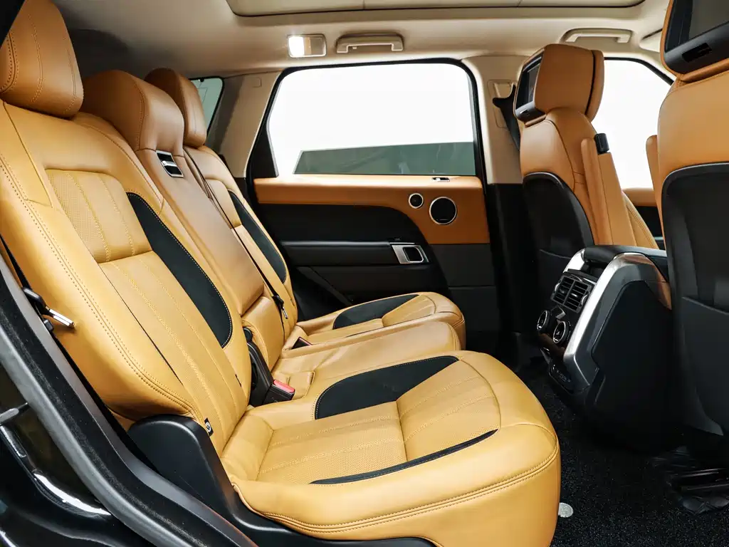 Land Rover Sport 2022 — фото 11