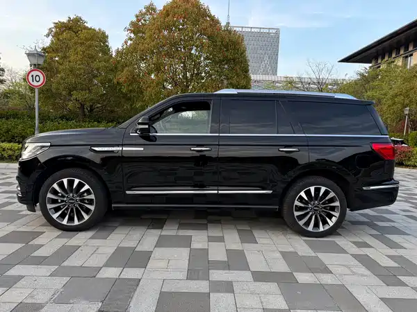 Lincoln Navigator 2018