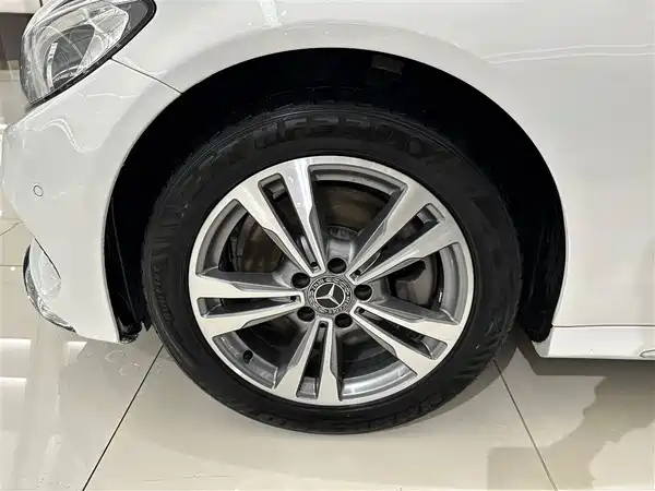 Mercedes-Benz C-Class 2018
