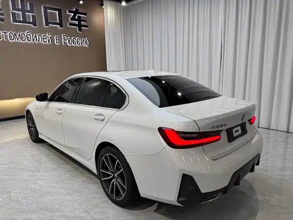BMW 3 Series 2023