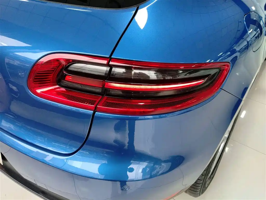 Porsche Macan 2016 — фото 24