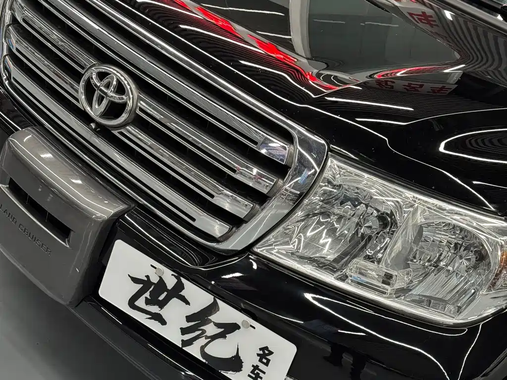 Toyota Land Cruiser 2012 — фото 4