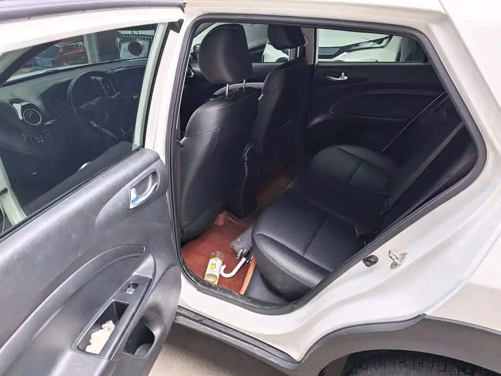 Kia KX1 2019 — фото 7