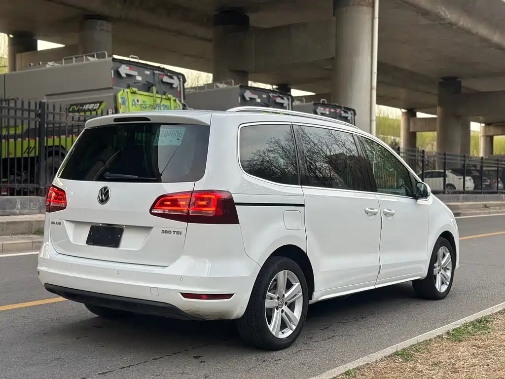 Volkswagen Sharan 2018 — фото 5