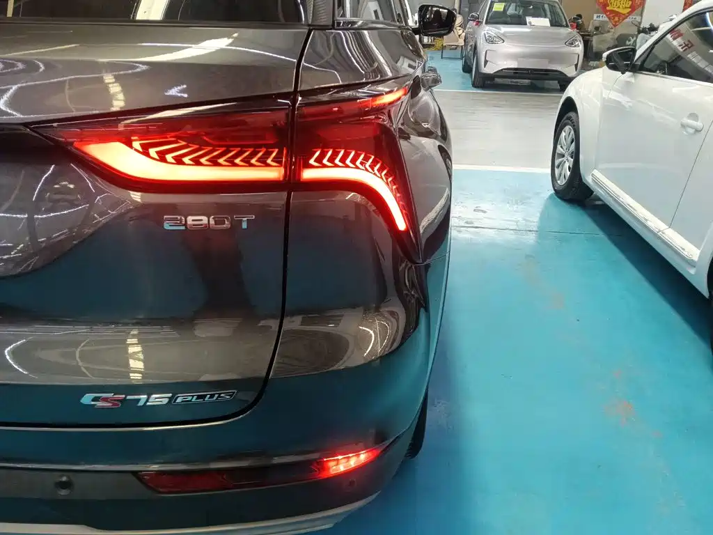 Changan CS75 PLUS 2022 — фото 19