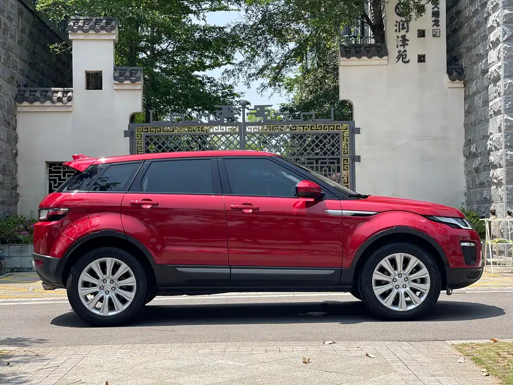 Land Rover Evoque 2018 — фото 4