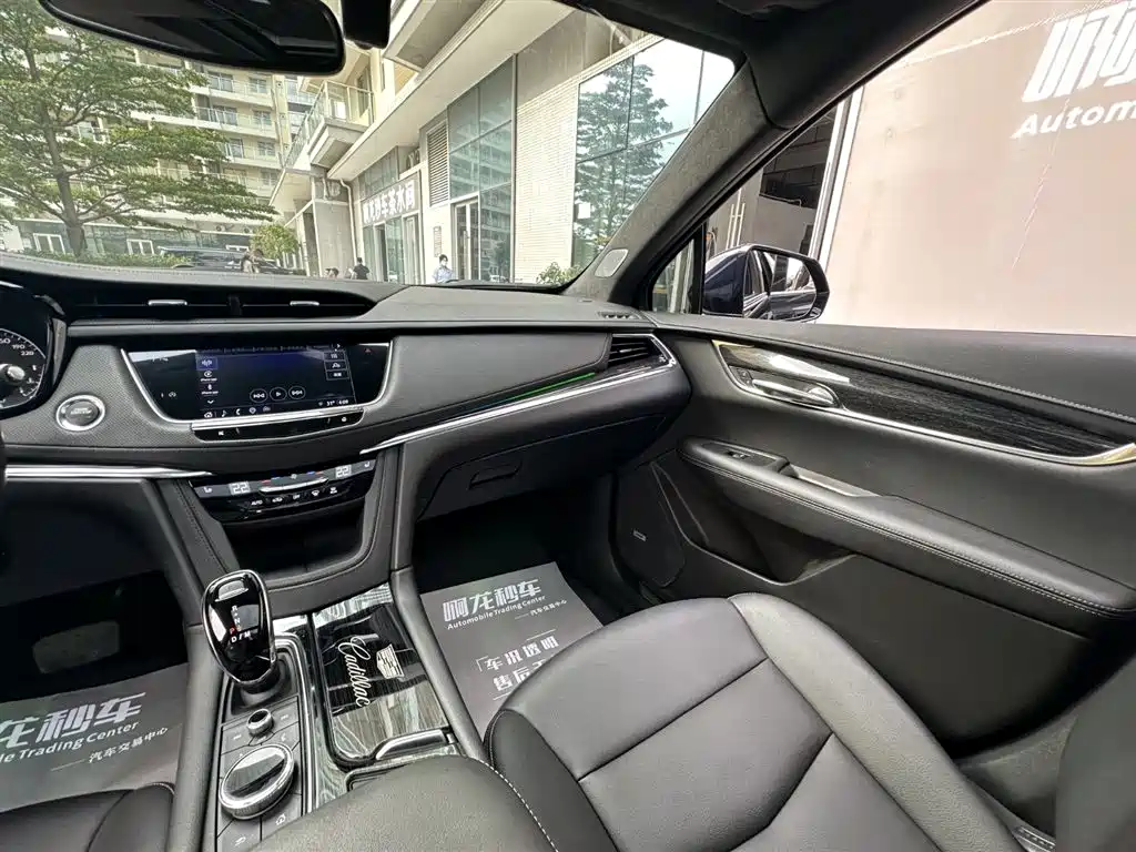 Cadillac XT5 2022 — фото 24