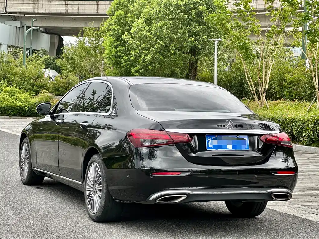 Mercedes-Benz E-Class 2021 — фото 4