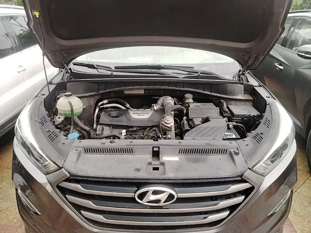 Hyundai Tucson 2016 — фото 16