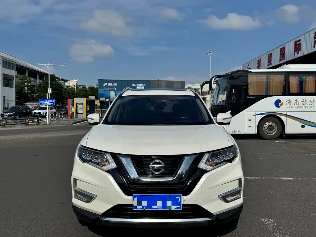 Nissan X-Trail 2021 — фото 2