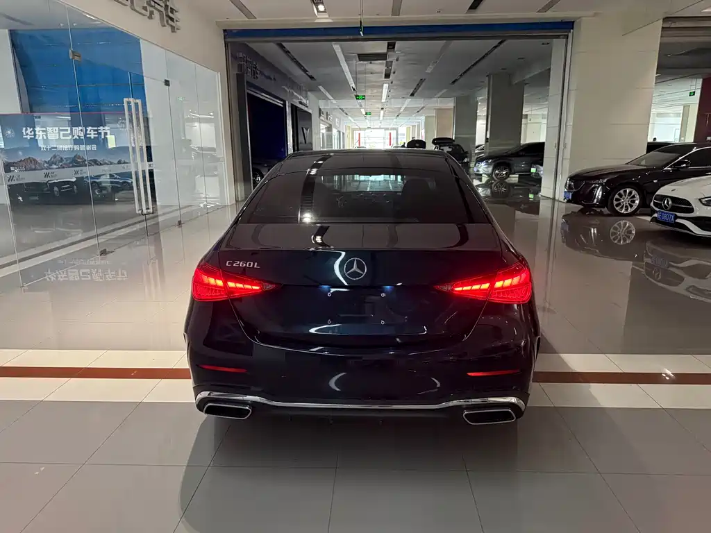 Mercedes-Benz C-Class 2023 — фото 6
