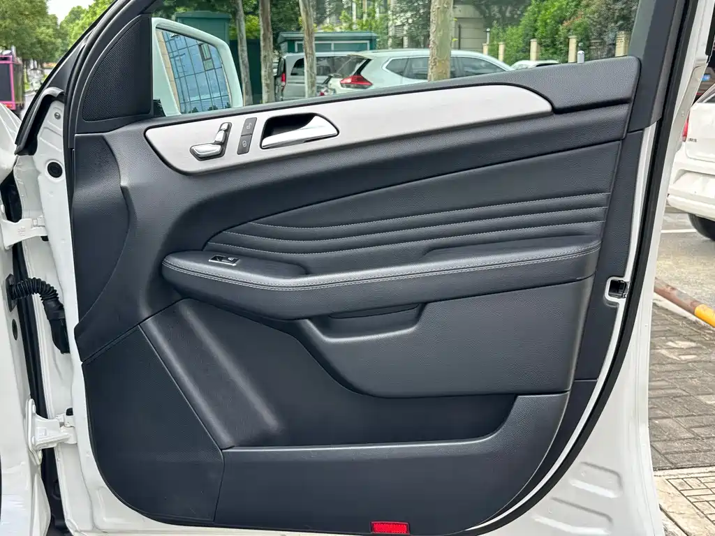 Mercedes-Benz GLE Coupe 2016 — фото 16