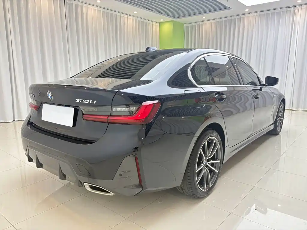 BMW 3 Series 2023