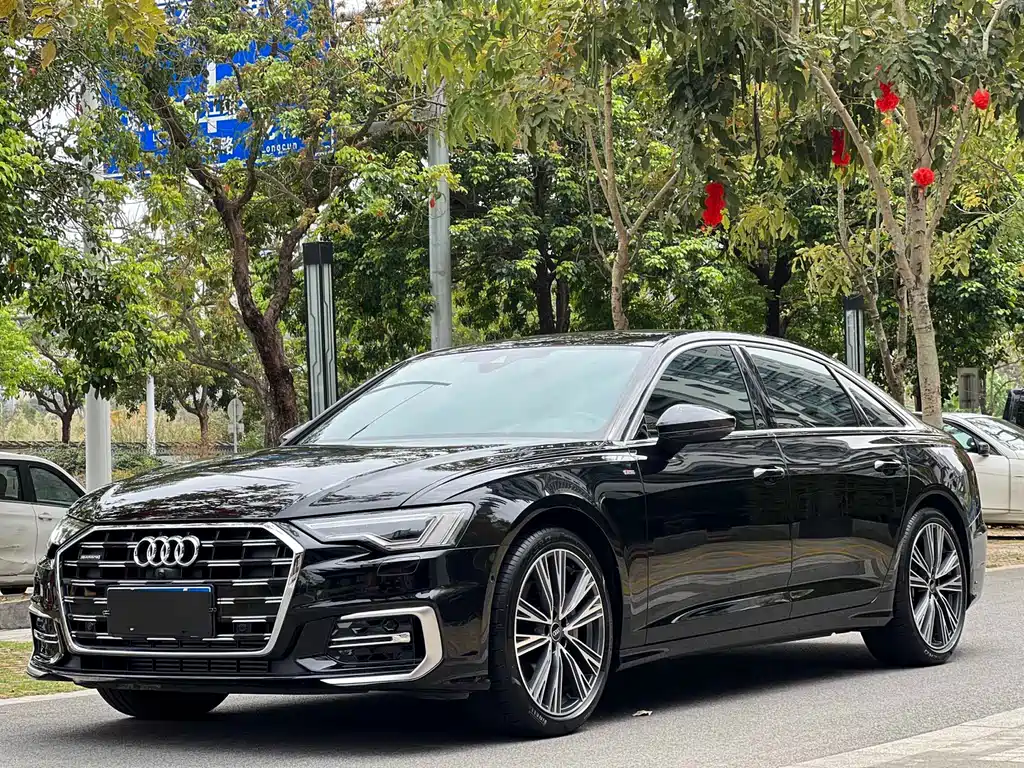 Audi A6L 2024 — фото 1