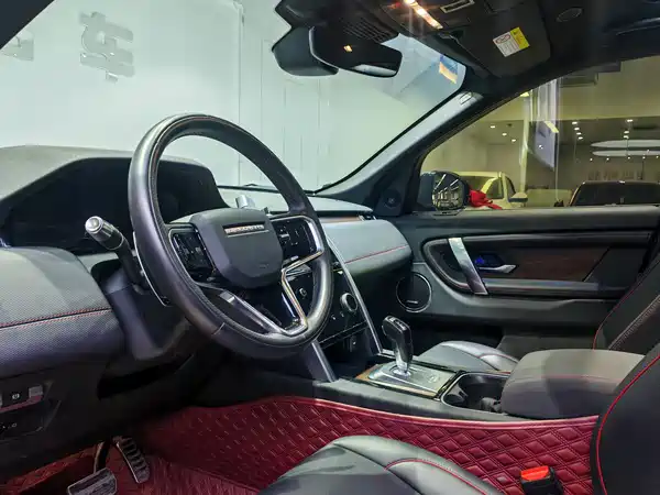 Land Rover Discovery Sport 2022