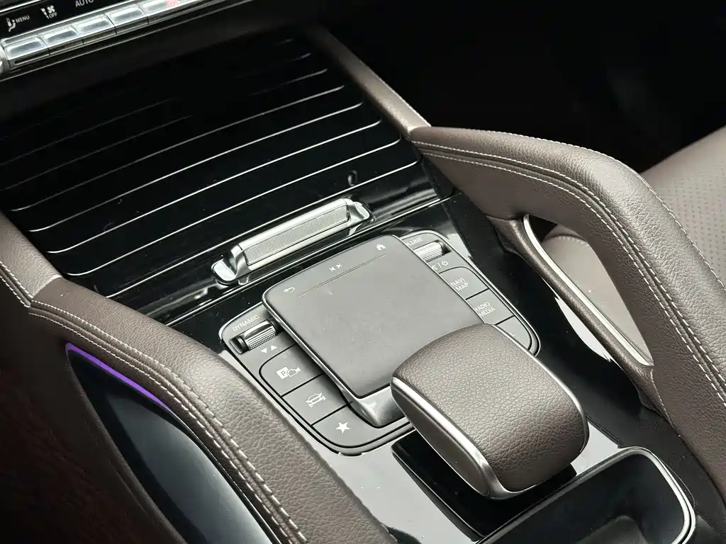 Mercedes-Benz GLE 2021 — фото 15