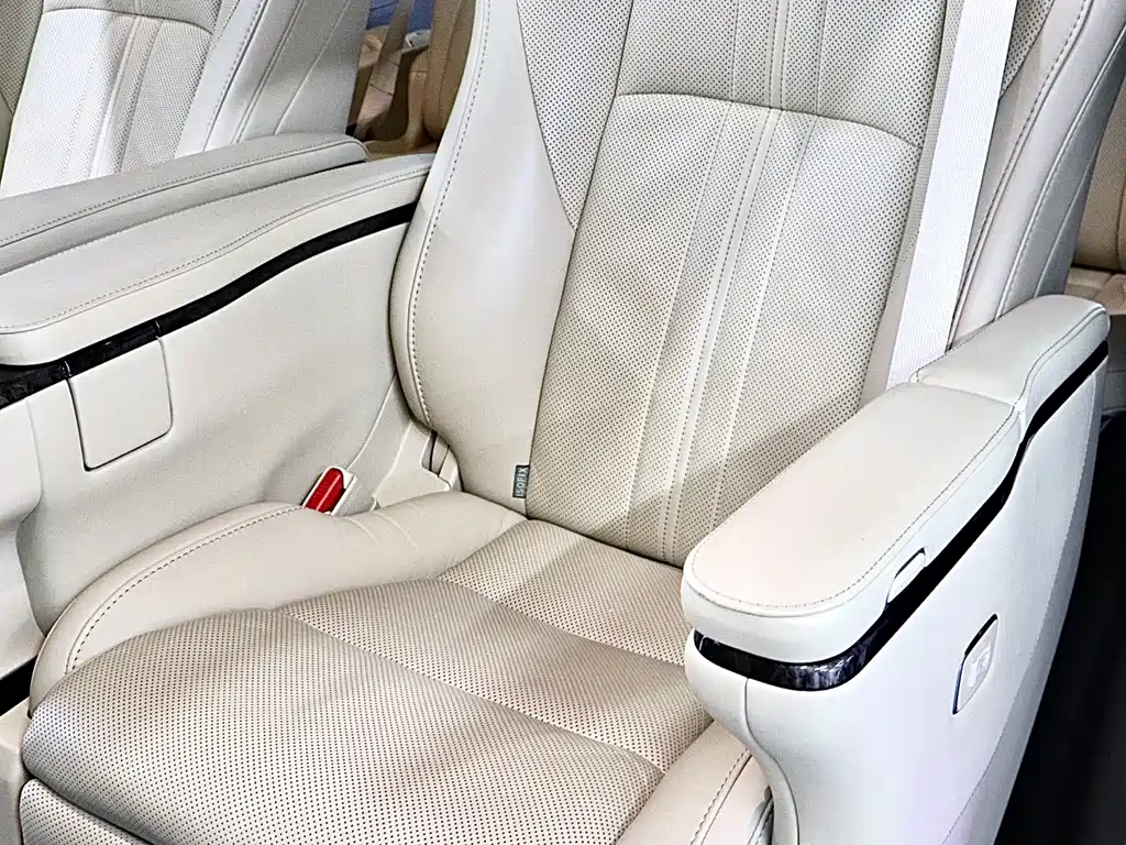 Toyota Vellfire 2020 — фото 14