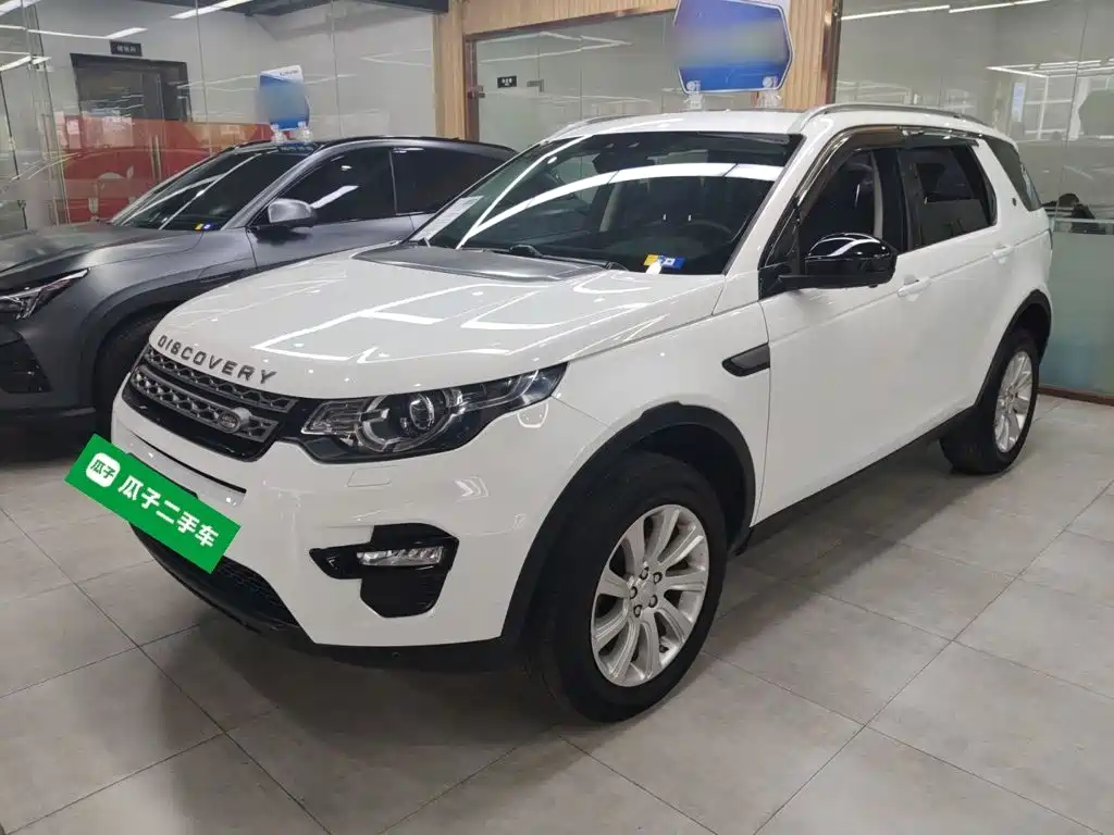 Land Rover Discovery Sport 2018 — фото 1