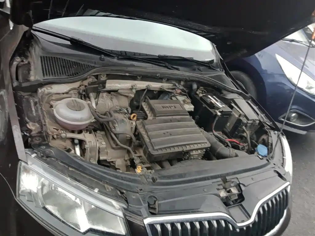 Skoda Octavia 2017 — фото 16