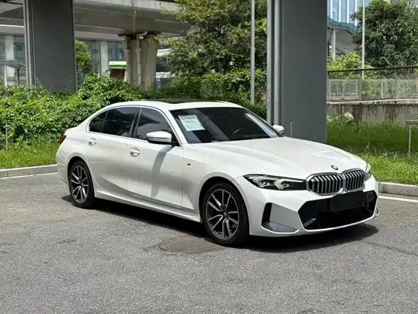BMW 3 Series 2023
