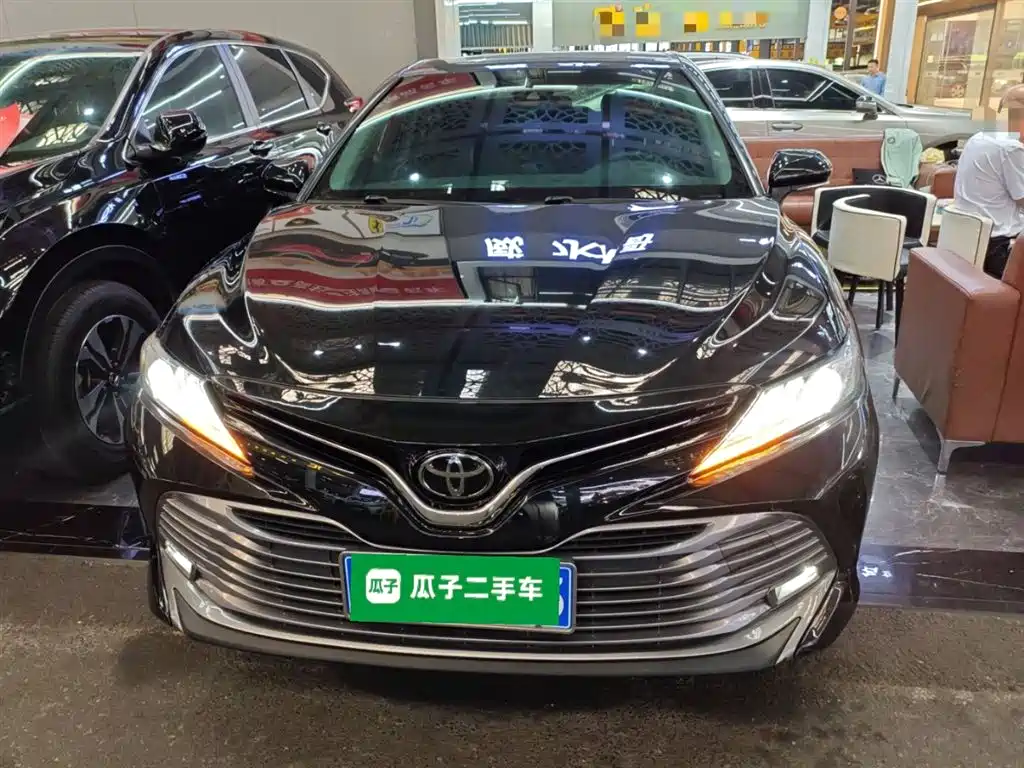 Toyota Camry 2020 — фото 3