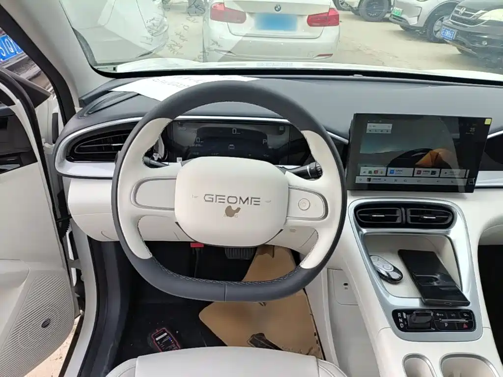 Geely Galaxy Starwish 2026 — фото 11