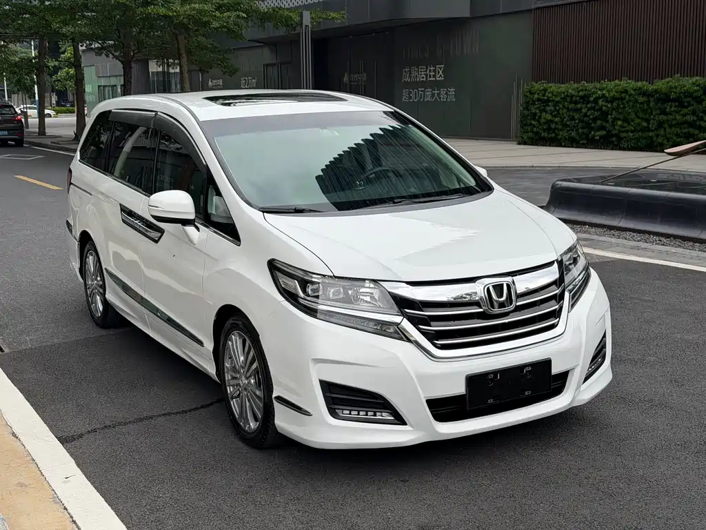 Honda Elysion 2018 — фото 3