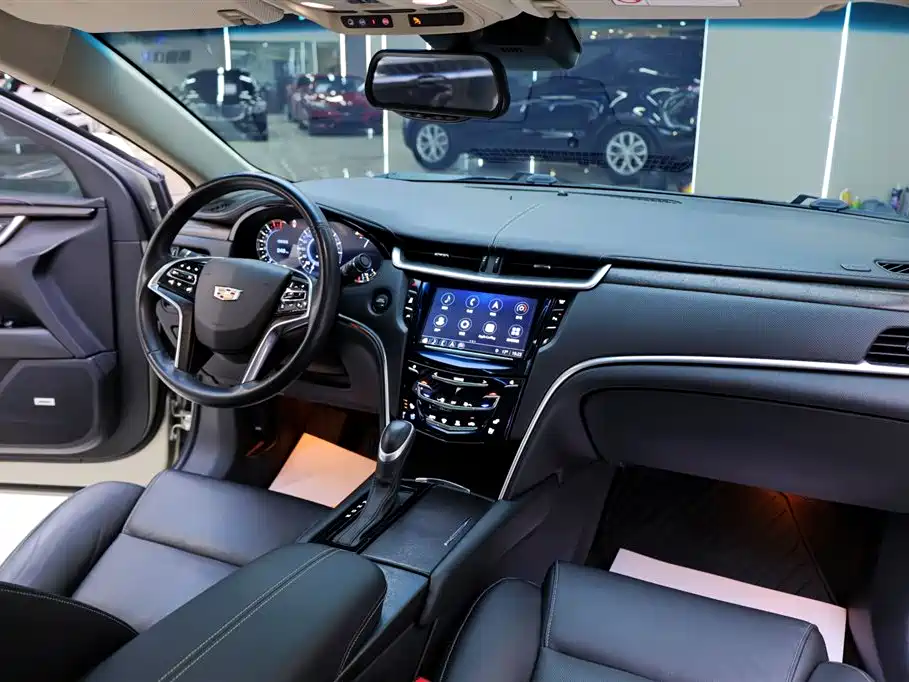 Cadillac XTS 2018 — фото 20