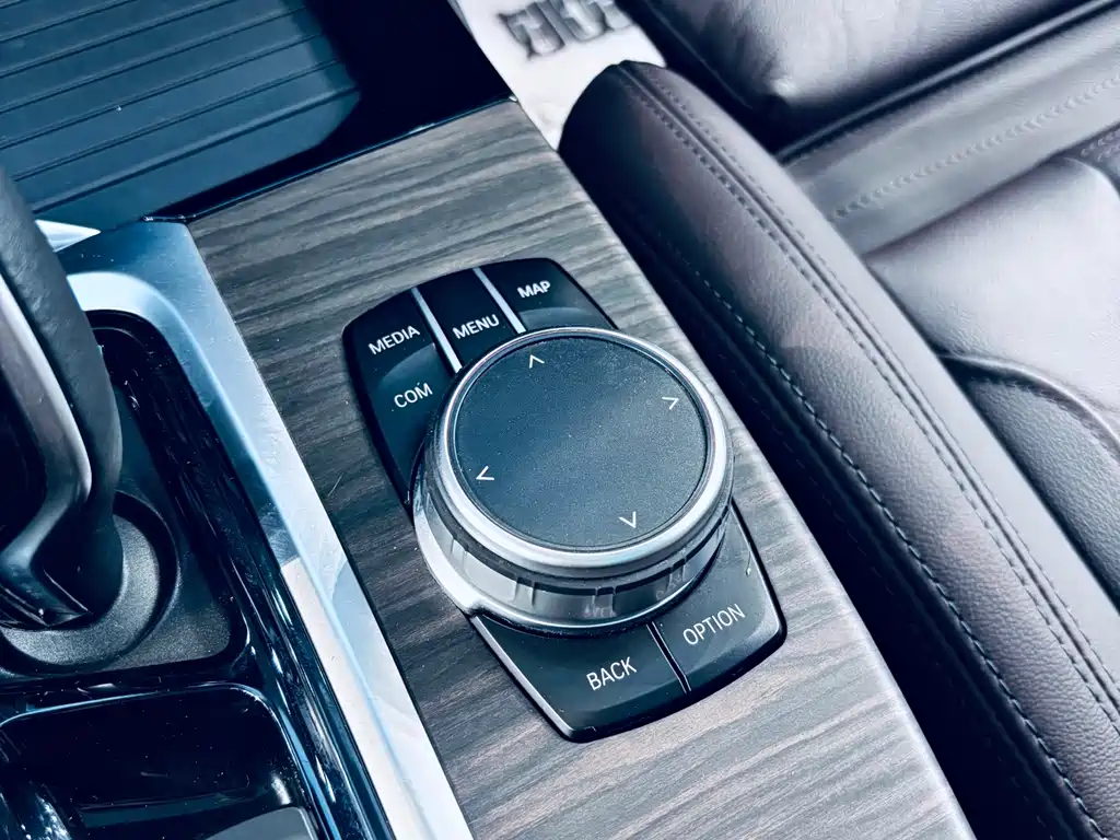 BMW X3 2020 — фото 10