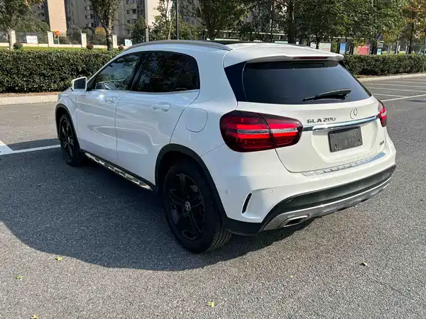 Mercedes-Benz GLA 2019