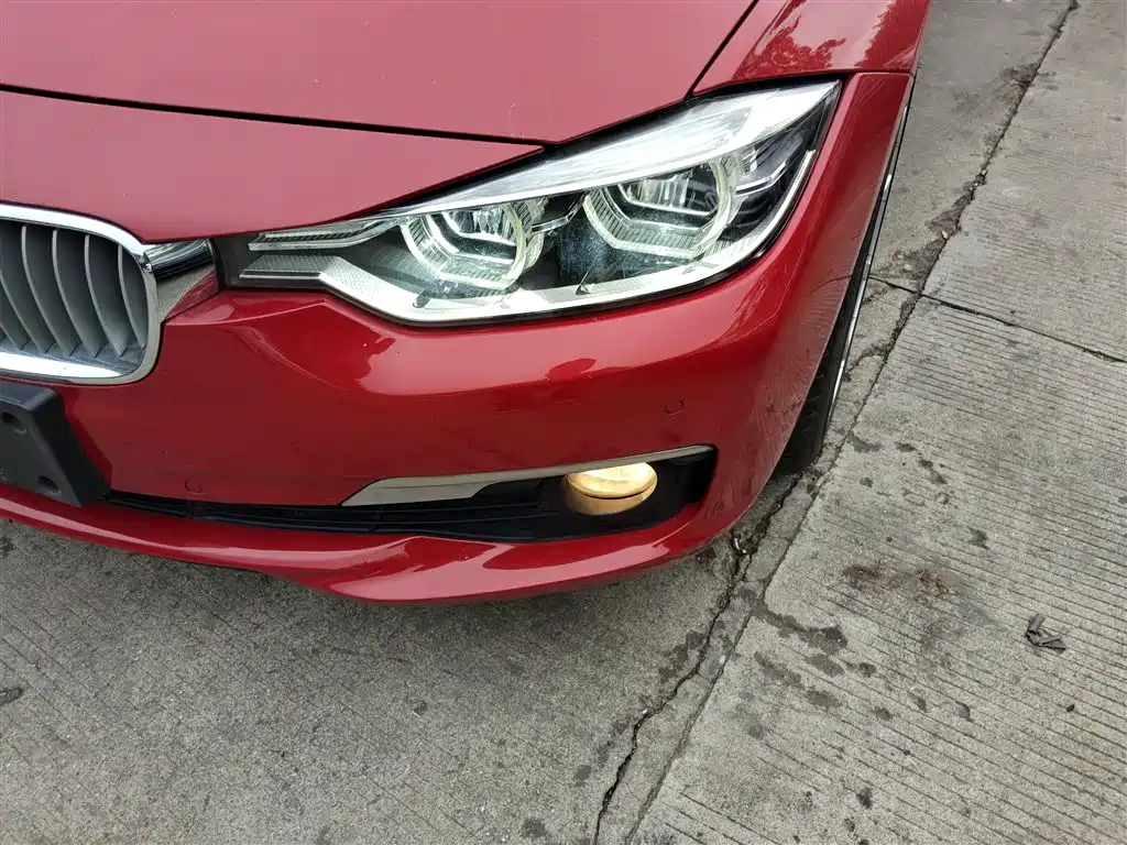 BMW 3 Series 2018 — фото 3
