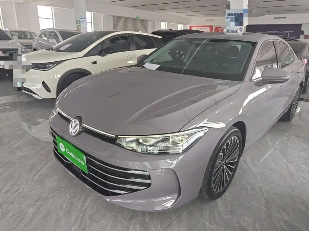 Volkswagen Passat 2024